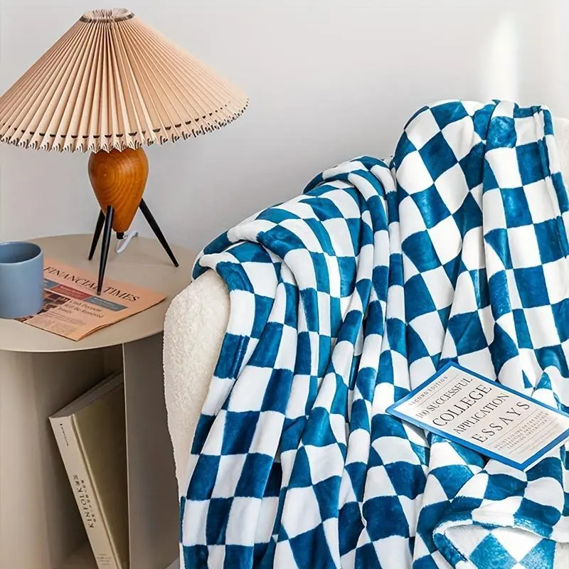Checkered edge blanket, soft and comfortable, suitable for all seasons, perfect for sofas, bedrooms, offices, and camping