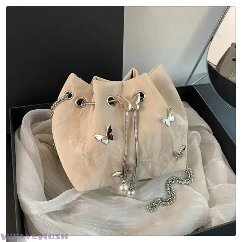 Casual Unique Pleated Drawstring Butterfly Shoulder Messenger Bag - Versatile Chain Bucket Bag with Secure Closure for Everyday Sports & Outdoor Use, Unique Pleated Design, Elegant, Fashionable Unique Bags, Chic Crossbody Bag