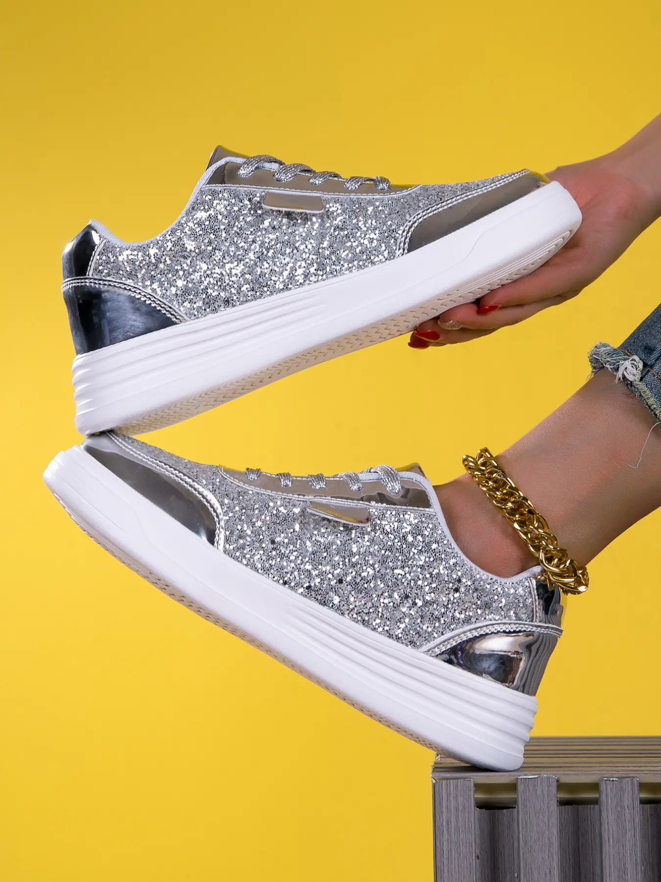 Women's Trendy Glitter Sequin Thick Sole Skate Shoes, Glossy Mirror Finish, Casual All-Season PU Leather Eva Sole, Platform Low Top