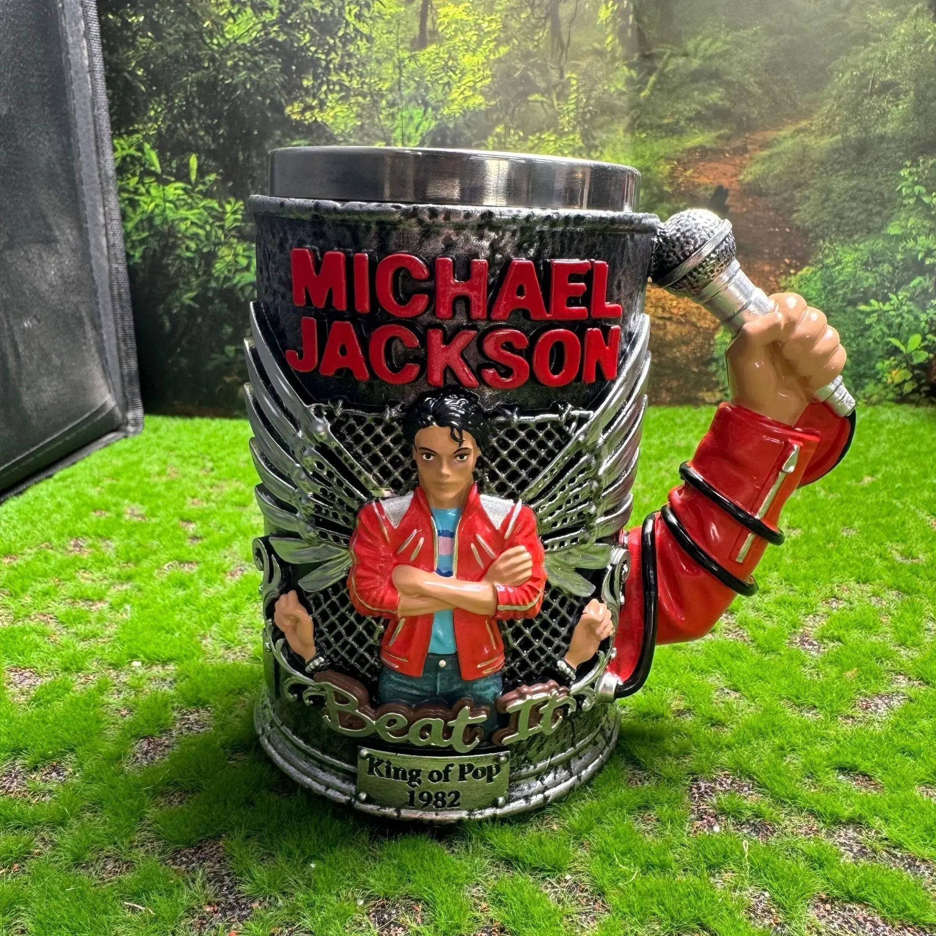 Michael Jackson Beat It Memorial Cool Coffee Mug, 3D Relief Stainless Steel Inner Water Cup, 300ML Capacity, Unique Collectible Drinkware