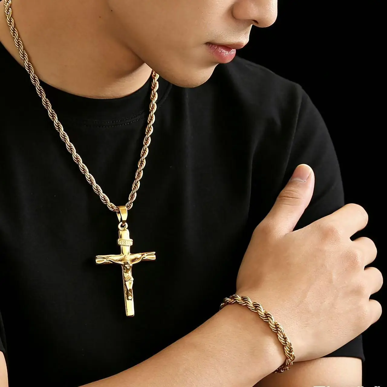 Men Retro Warm Tone Twisted Rope Chain Cross Pendant Necklace Matching Bracelet 2-Piece Jewelry Set for Birthday Holiday Gifting Daily Outfit Matching
