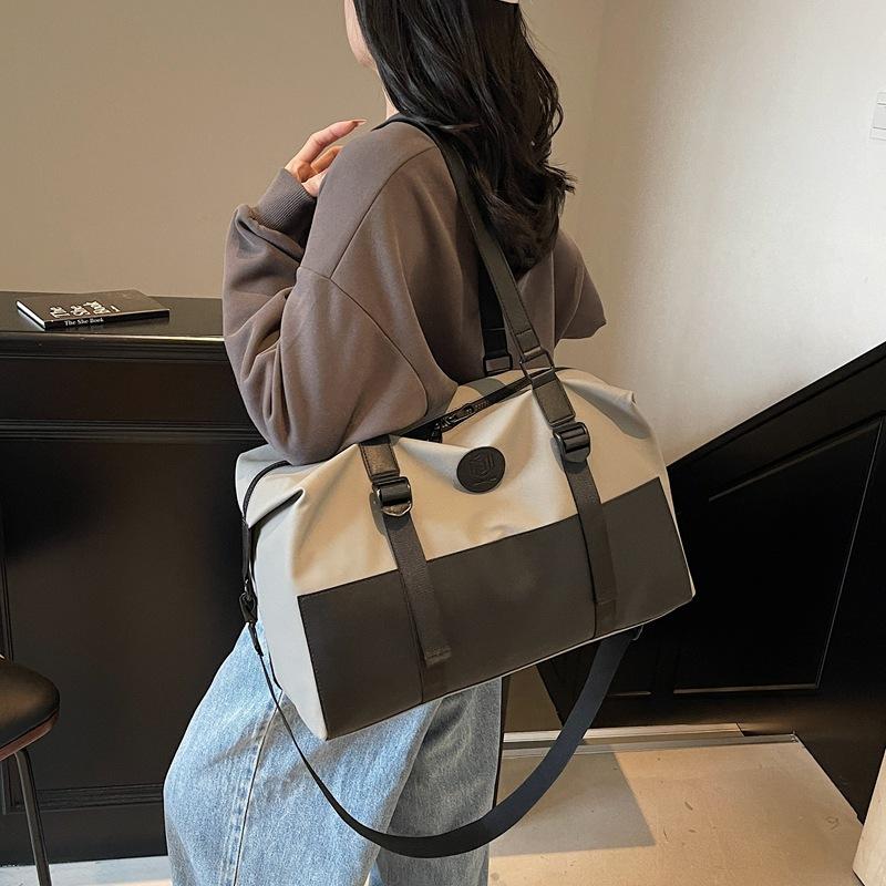 Portable travel bag with pull rod, unisex, lightweight sports yoga bag, crossbody casual carry-on storage bag