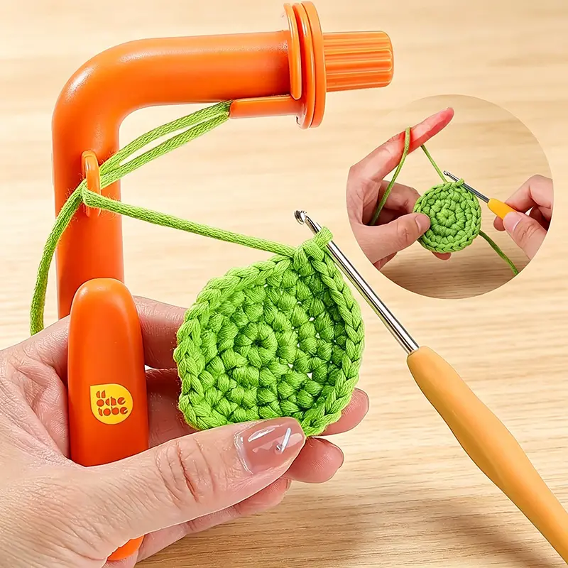 Beginner Crochet Holder - 3-in-1 Magic Ring Tool, Yarn Tension Adjuster & Yarn Guide, Helps Beginners Simplify the Process & Become a Better Crocheter, Helps Become A Better Crocheter, Crochet Projects, Great Helper