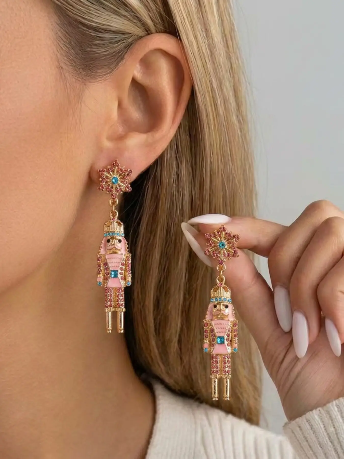 Christmas Red White Blue Nutcracker Stud Earrings Imitation Pearl Clear Rhinestone Enamel Soldier Doll Xmas Drop Earrings Gold Plated Classic Winter Holiday Women Party Jewelry