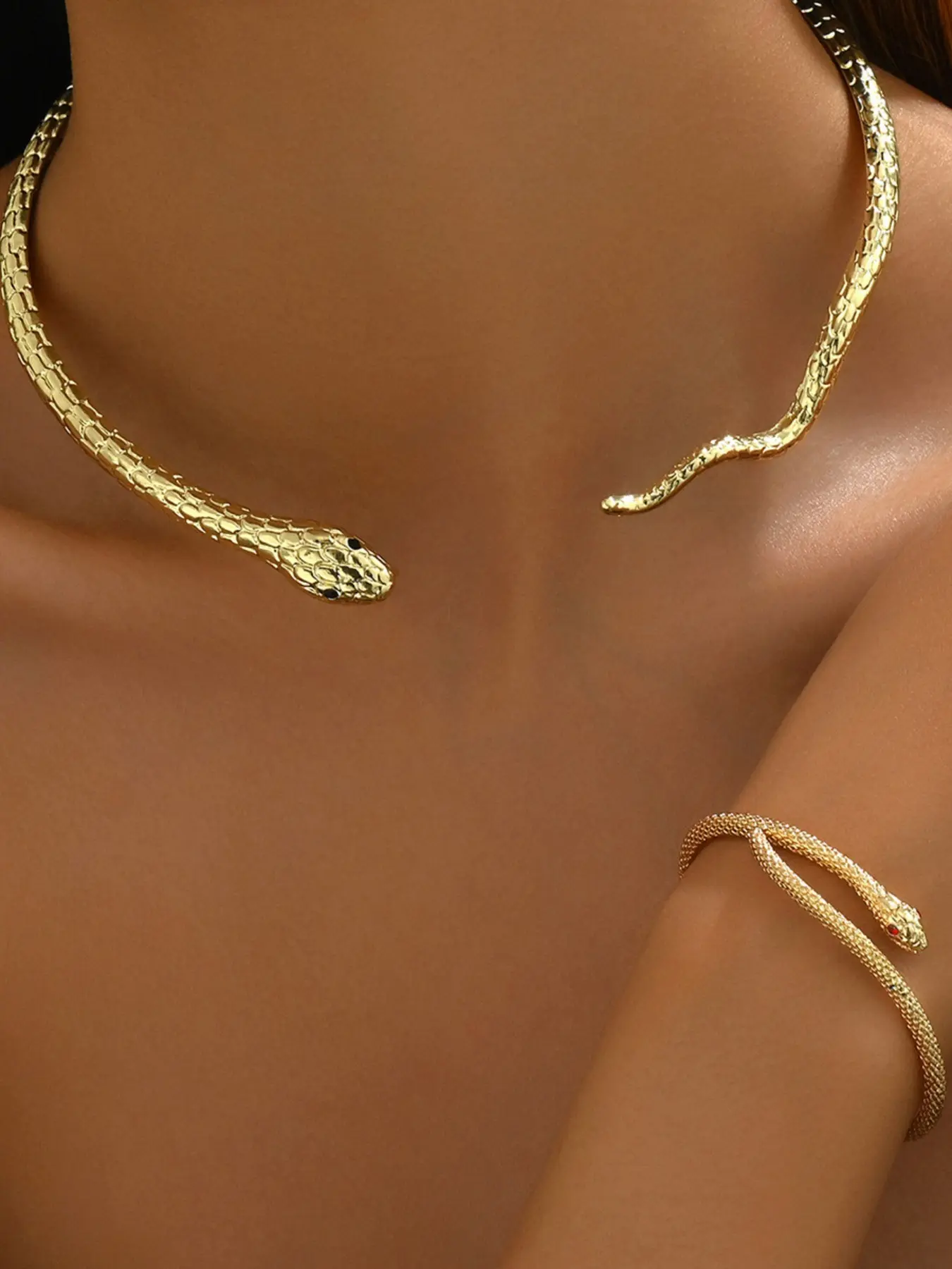 Elegant Women's Necklace Bracelet Set, Matching Jewelry Set, Unique Snake Design with Rhinestones, Alloy Jewelry, Fashionable Accessory for Daily Wear