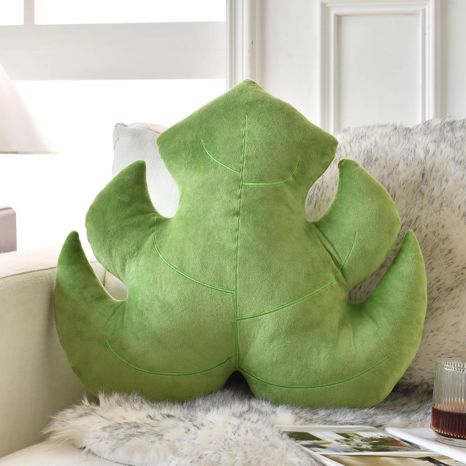 Leaf Pillow, Cute Decorative Throw  Pillow Aesthetic Decor Nature Pillow for Bed Couch, Leaves Shaped Pillow  for Bedroom Living Room (Light Green, 15 Inches)