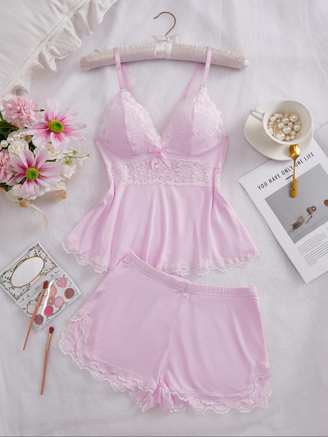 Women's Plain Lace Patchwork Breathable Fitted Sleeveless Lingerie Cami Top with Bow & Shorts PJ Set, Adjustable Spaghetti Strap Camisole & Elastic Waist Shorts, Ladies Casual Sleepwear for All Seasons Outfit