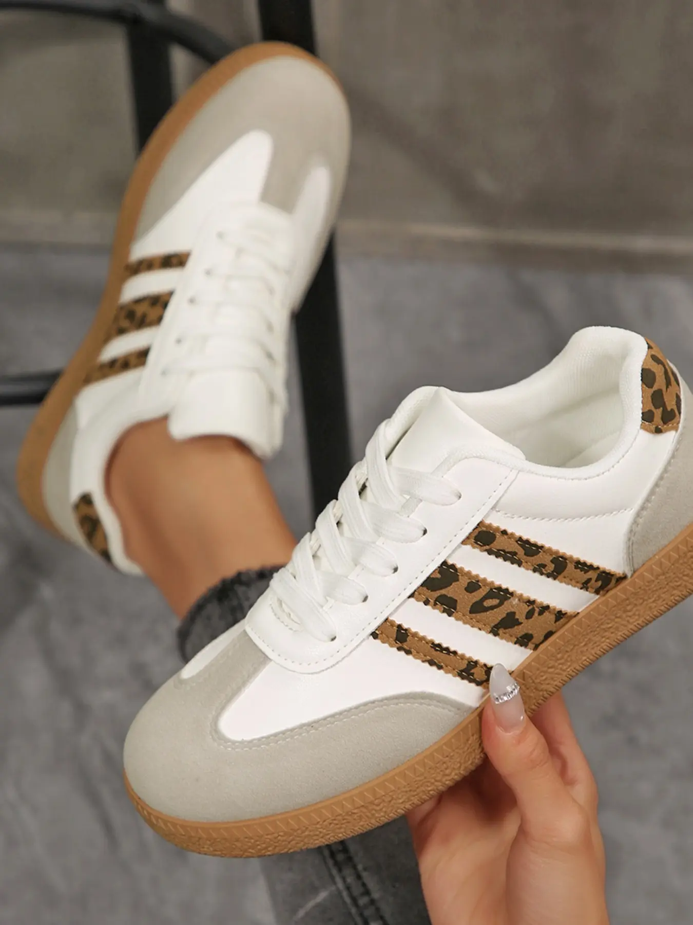 Leopard Print Mesh Patchwork Knit Shoes, Breathable Loose Round Toe, Trendy Colorblock Retro Design, Comfortable Military Trainer, Athletic Fashion Trainers