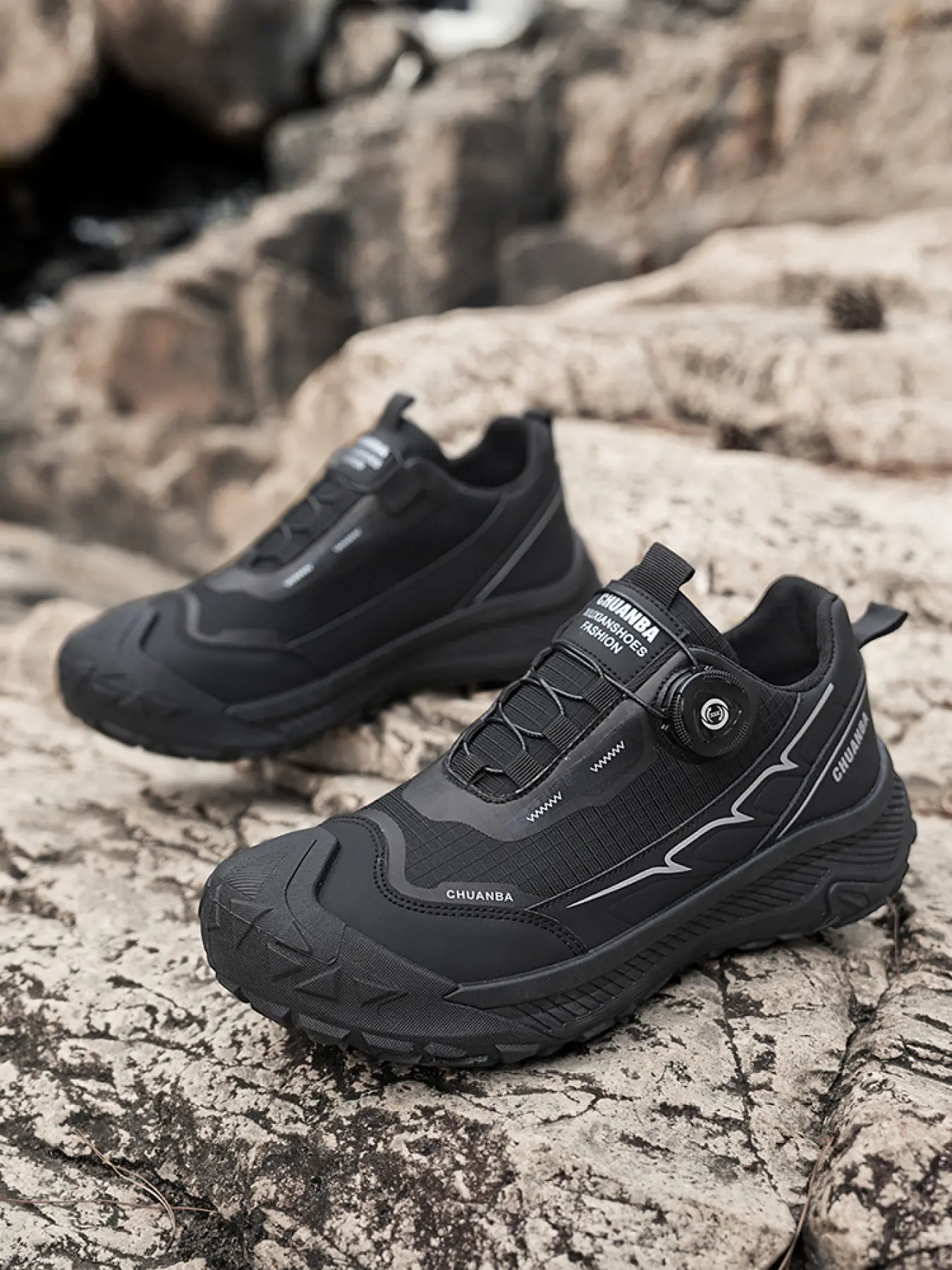 Men Rotary Buckle High Top Hiking Boots Waterproof Non Slip Durable Outdoor Trekking Shoes Wear Resistant Mountaineering Shoes Mountain Climbing Sneakers Hiking Footwear