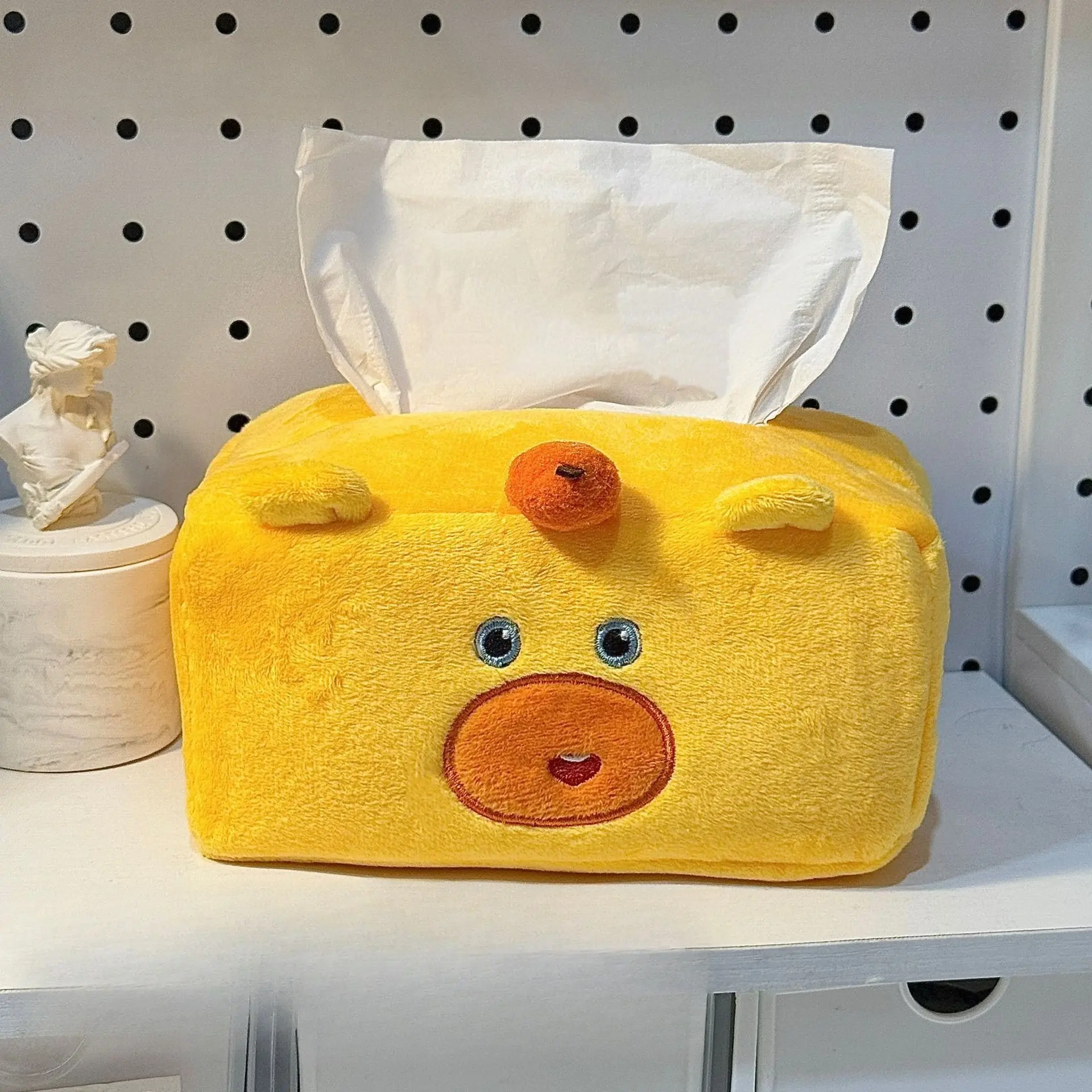 Yellow capybara tissue box, cute Capybara Lulu tissue box, ugly cover tissue box coat, large-capacity home tissue storage box, plush tissue box
