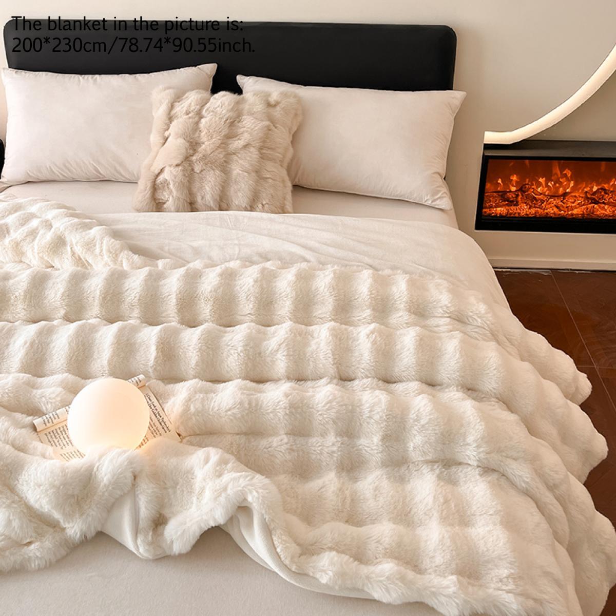 Solid Color Faux Rabbit Fur Blanket, 1 Count Comfy Skin-friendly Warm Throw, Room Accessories, Bedding Supplies for Home Bedroom Living Room Dormitory, Fluffy Blanket