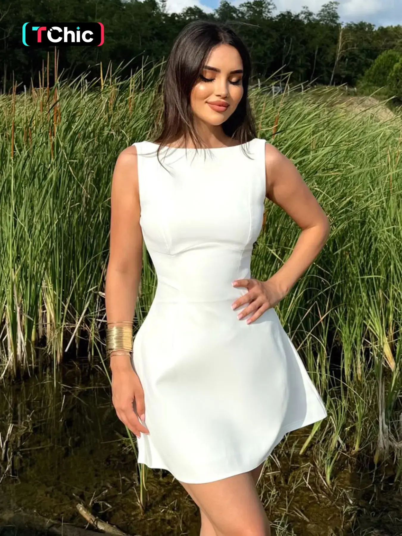 Women's Basic Solid Backless Boat Neck Tank A-line Dress, Street Fashion Casual Sleeveless Short Dress for Daily Outdoor Wear, Ladies Dress for Summer, Teacup Dress, Soul Dress, Womenswear, Beach Tank Dress