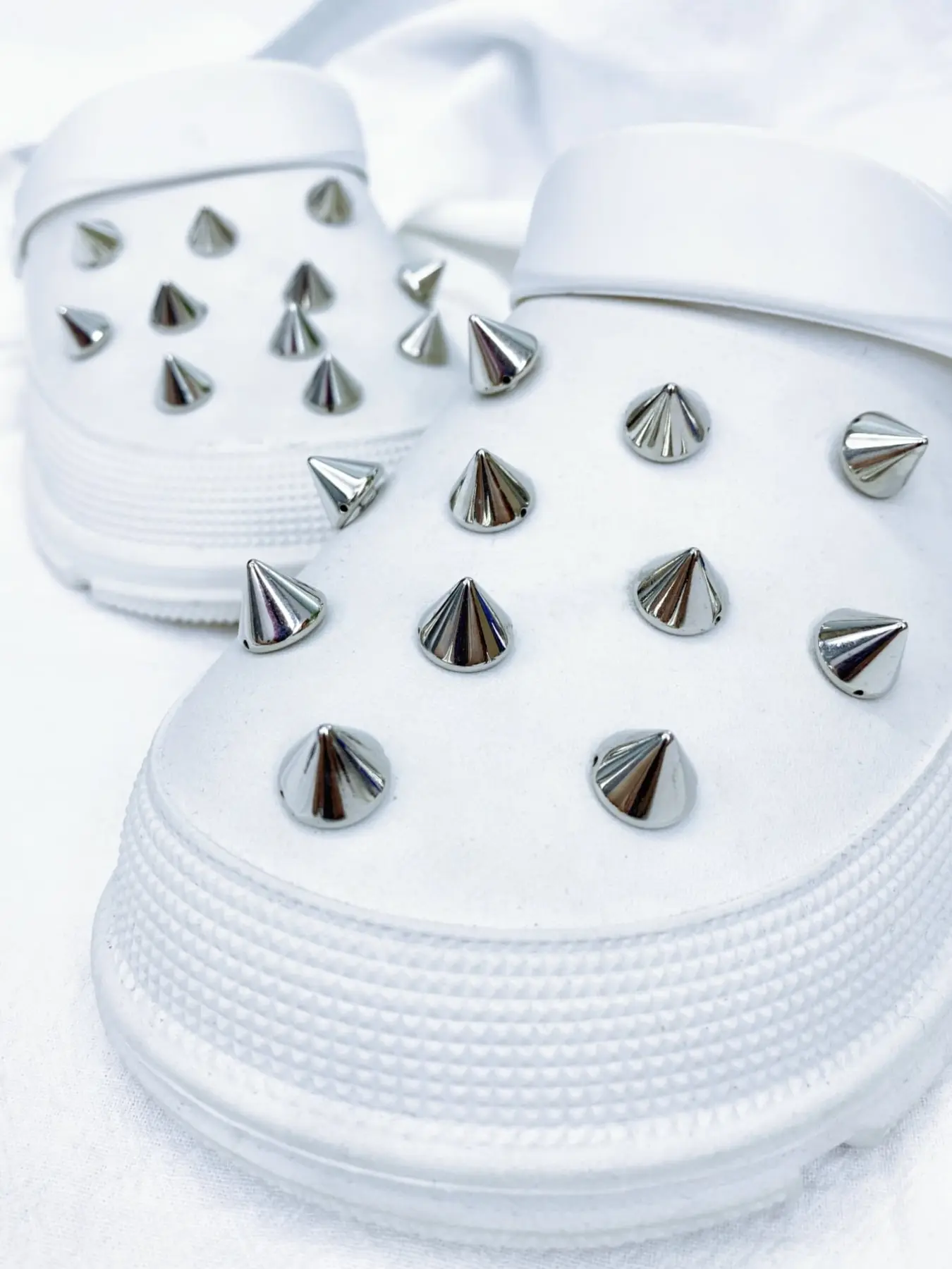 22 Pcs DIY Punk Charms for Crocs, Metal Rivets Shoe Charms Set for Sandals, Designer Clogs Decorations, All Seasons Fashion Accessory
