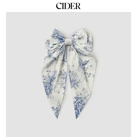 Cider [one-size] Toile de Jouy All-Over Print Bowknot Hair Clip