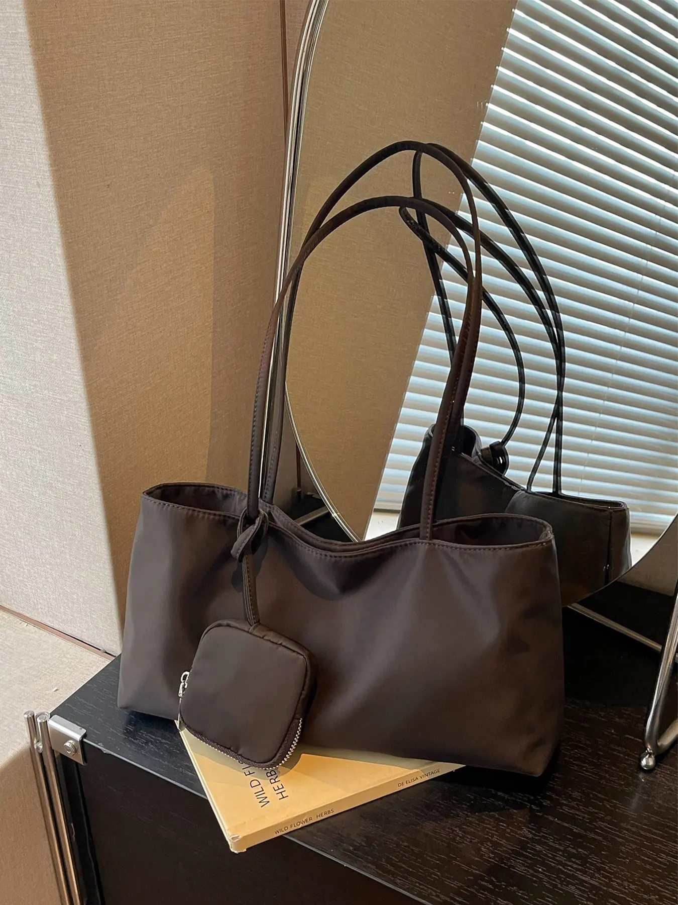 1 Piece Dark Brown Nylon Baguette Fashionable Shoulder Bag Thin Double Long Straps Matching Detachable Mini Zipper Pouch Open Top Medium Capacity Casual Underarm Purse For Women Daily Office Street Fashion Outfit