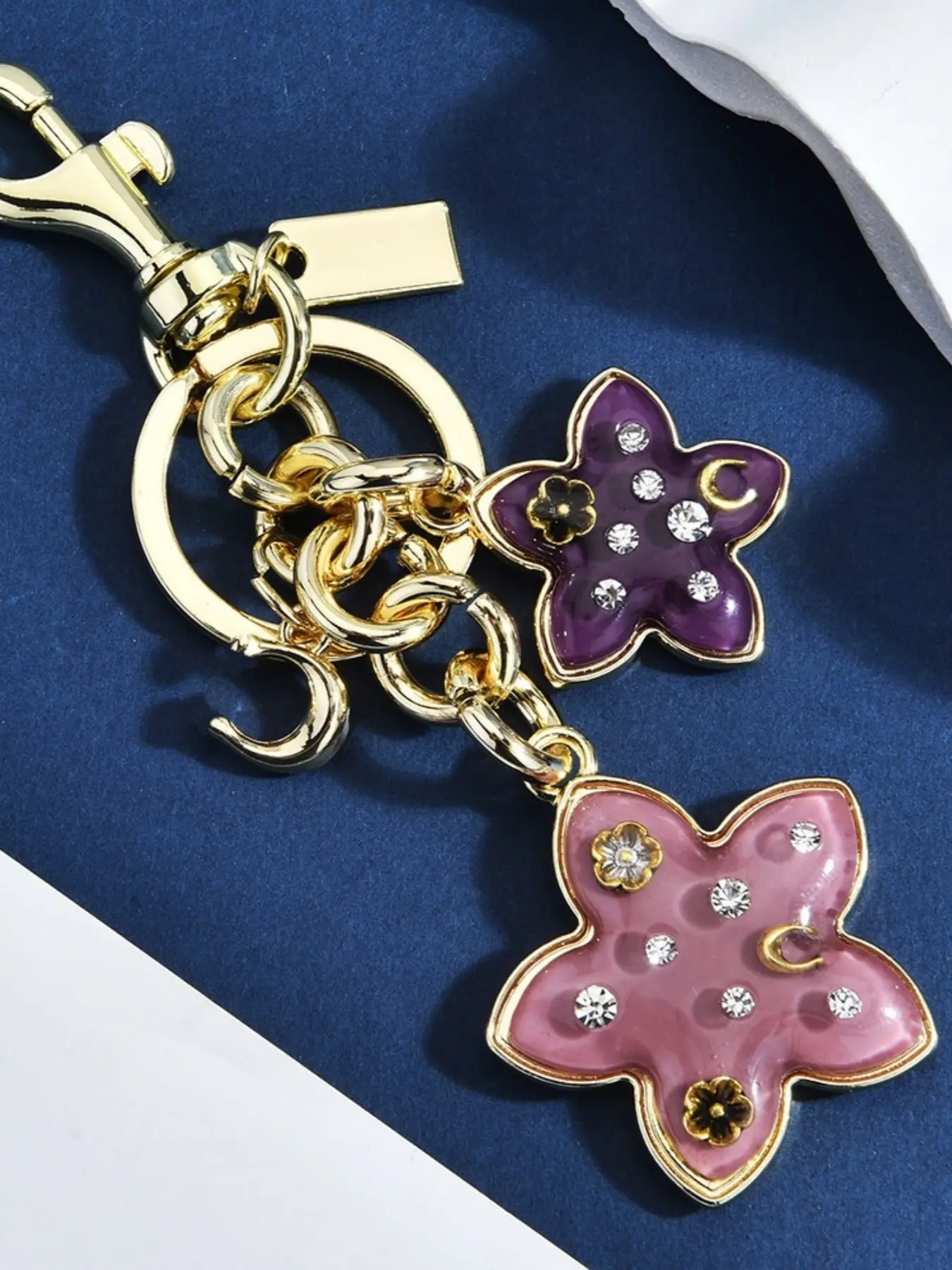 Elegant Gradient Star Keychain, Block, Rhinestones & Flower Decor, Silver Gold Hardware, Perfect Gift for All Seasons