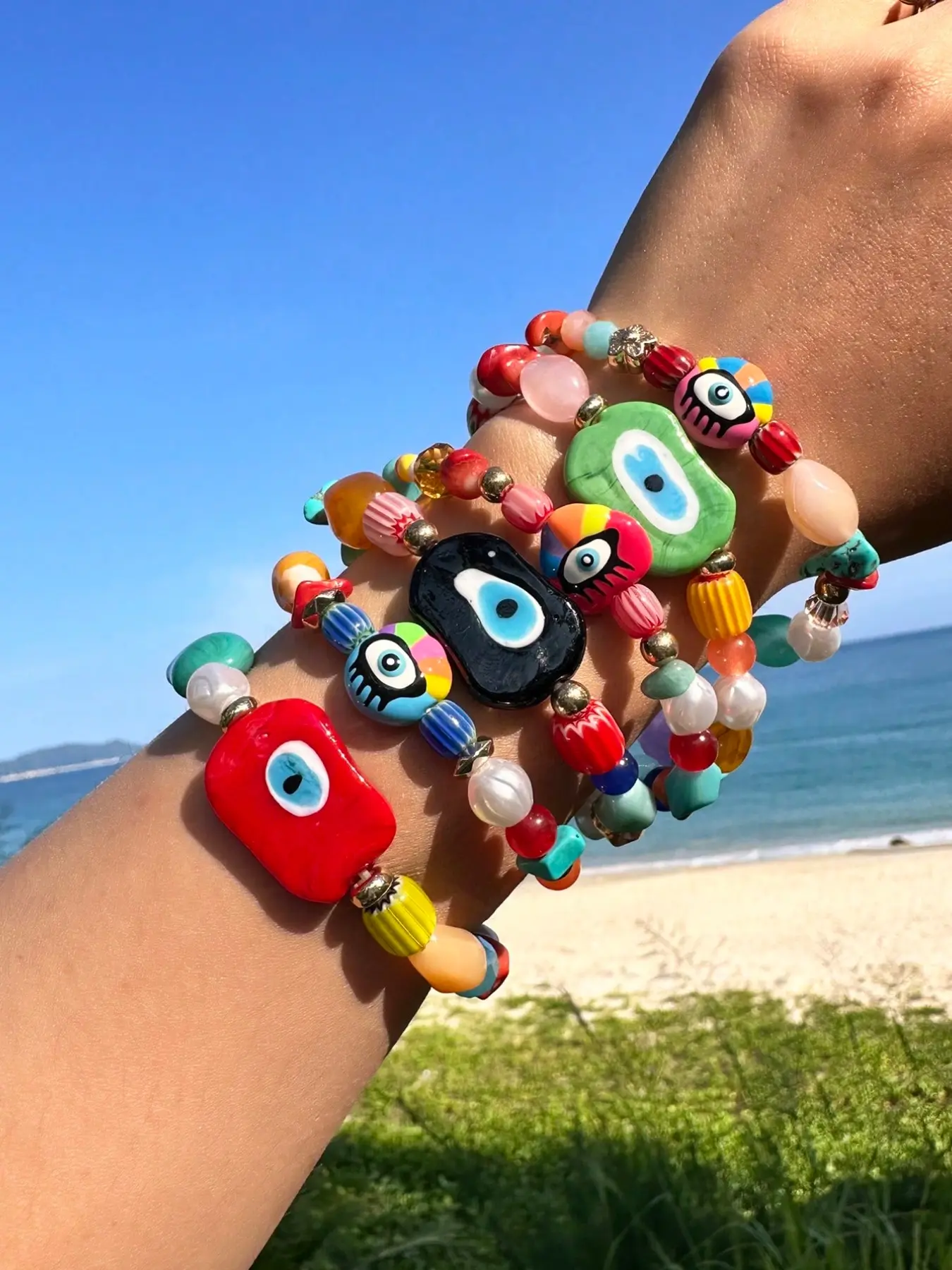 6 Pcs Bohemian Multicolor Eye Beaded Bracelets, Handmade Ethnic Jewelry for Women, Summer Beach Travel Accessories, Random Colors and Shapes, Beaded Bracelet Sets