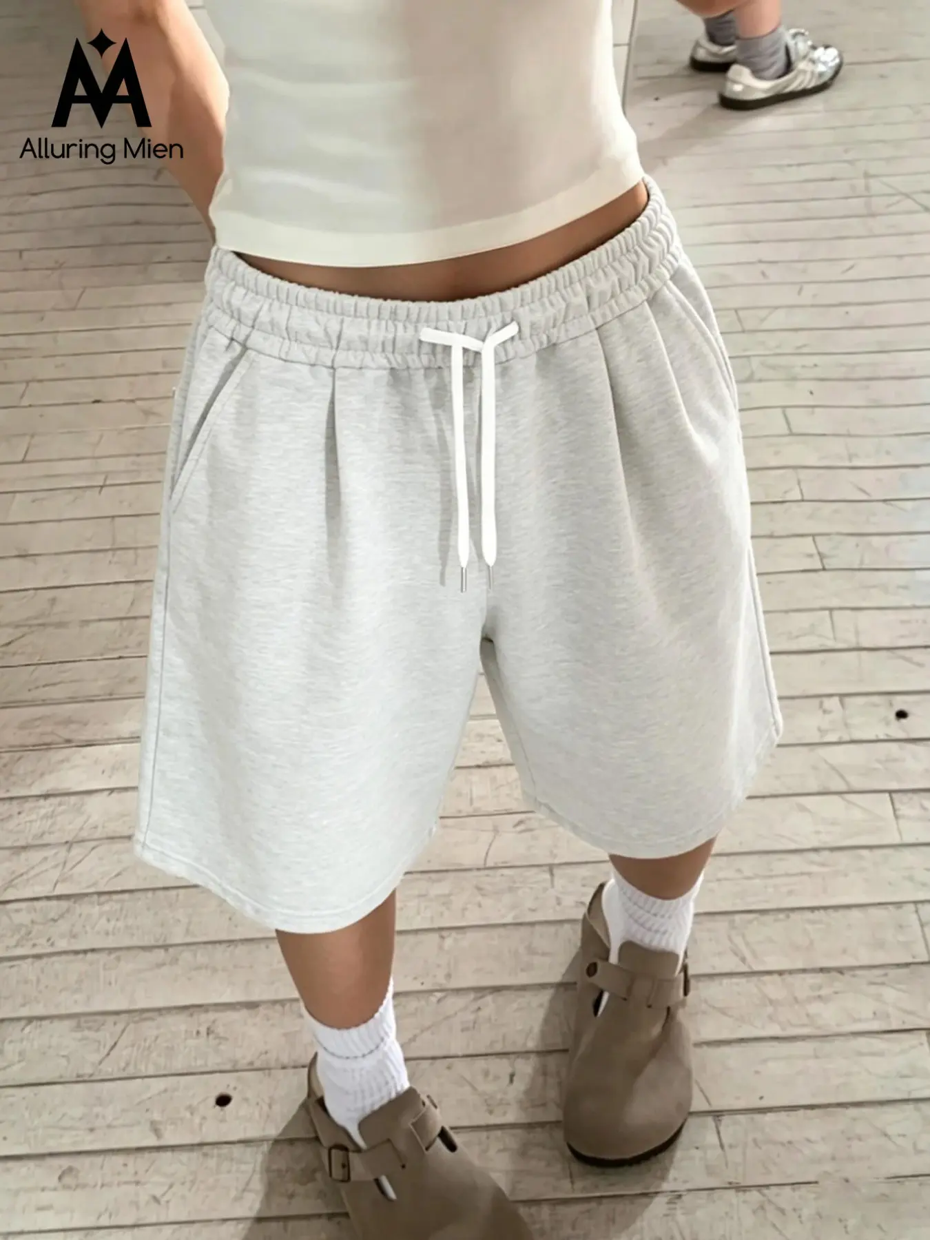 Women's Adjustable Drawstring Waist Sweat Shorts, Loose Wide Leg, Casual Sporty Bermuda Shorts, Bottoms with Practical Pockets, Drawstring Athletic Shorts