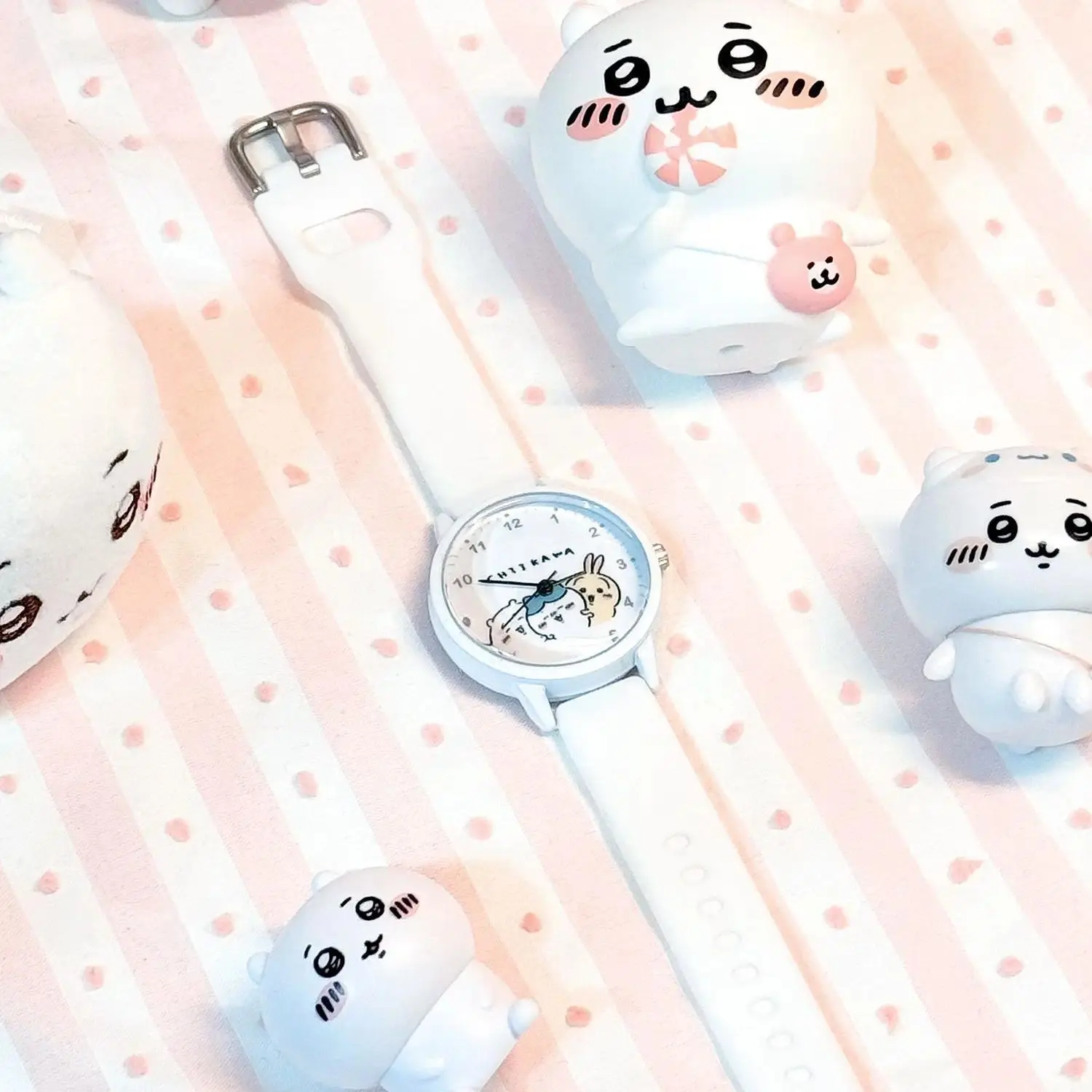 Anime Chiikawa Watch Female Junior High School Exam Mute Student Cartoon Look At The Time Watch Quartz Watch Birthday Gift Sweet