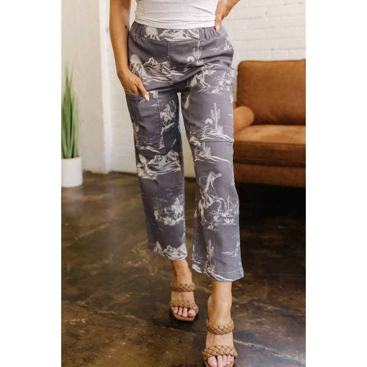 Women's Vintage Wild West Horse & Cactus Print Straight-Leg Cotton Blend Jeans - Elastic Pull-On Waist, Relaxed Fit, Ankle Length Bottoms, Western Casual Daily Wear Pants
