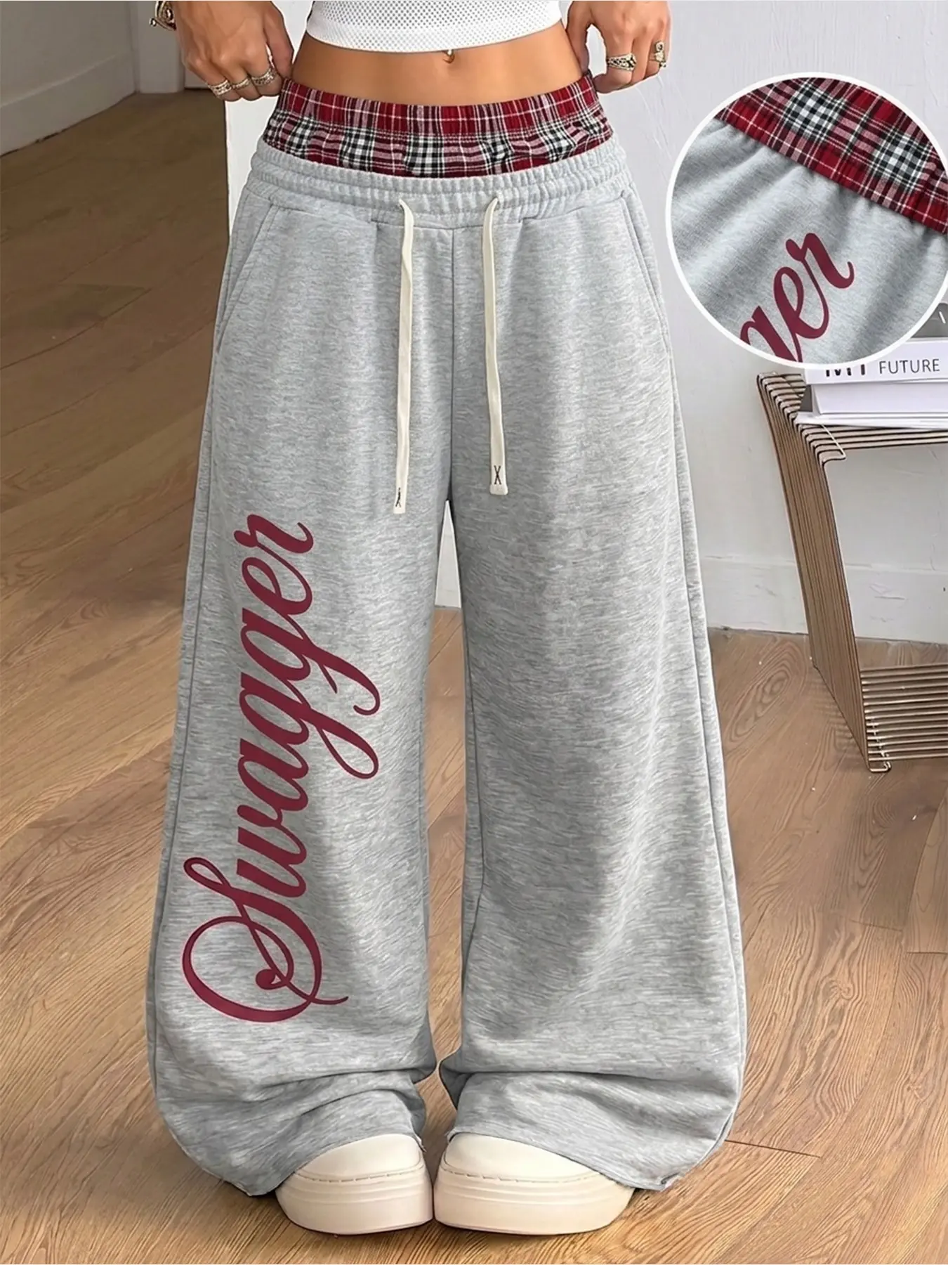 Women's Plaid Waist Letter Print Wide Leg Baggy Sweatpants, American Vintage Casual Long Pants, Adjustable Drawstring Elastic Waist, Frayed Hem, Side Pockets