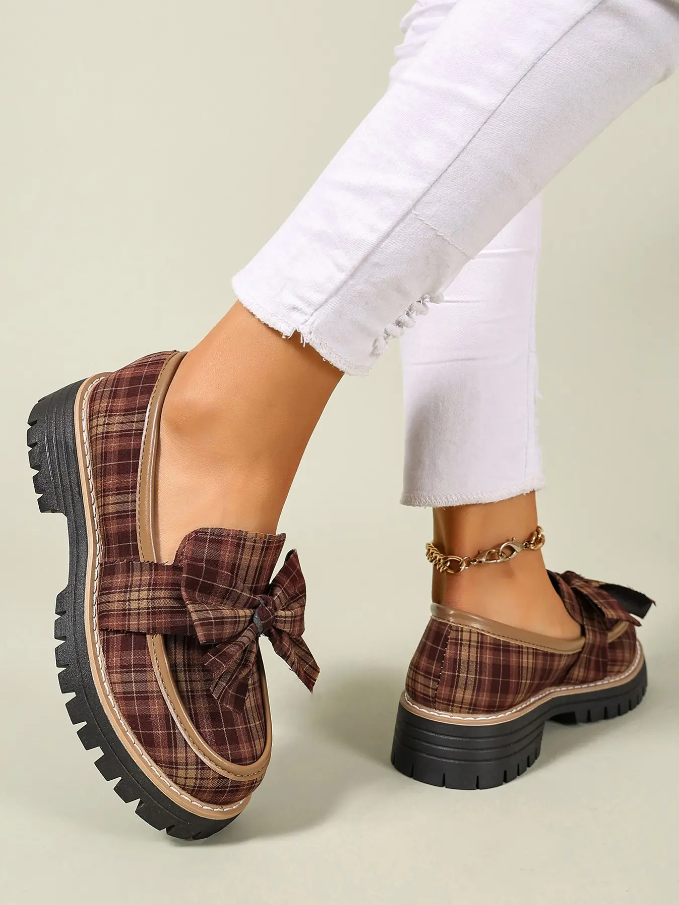 Women's Plaid Bow Platform Loafers, Slip-On Lug Sole Tartan Pattern Casual Shoes, Comfortable and Stylish Footwear for Everyday Wear