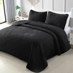 California King Quilt Bedding Set, Lightweight Black King Bedspreads Soft Modern Geometric Coverlet Set for All Seasons (1 Quilt and 2 Pillow Shams)