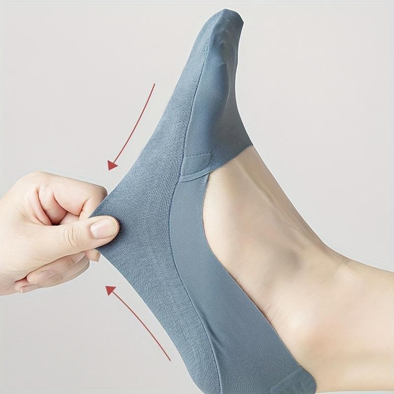 Women's Invisible Socks - Comfortable, Breathable Polyester Short Socks with Sponge Bottom for Enhanced Grip and Stability, Smooth Knitted Fabric, Perfect for Casual Wear Womenswear Basic ,No Show Socks Women's Invisible Socks - Comfortable, Breathable Polyester Short Socks with Sponge Bottom for Enhanced Grip and Stability, Smooth Knitted Fabric, Perfect for Casual Wear Womenswear Basic ,No Show Socks
