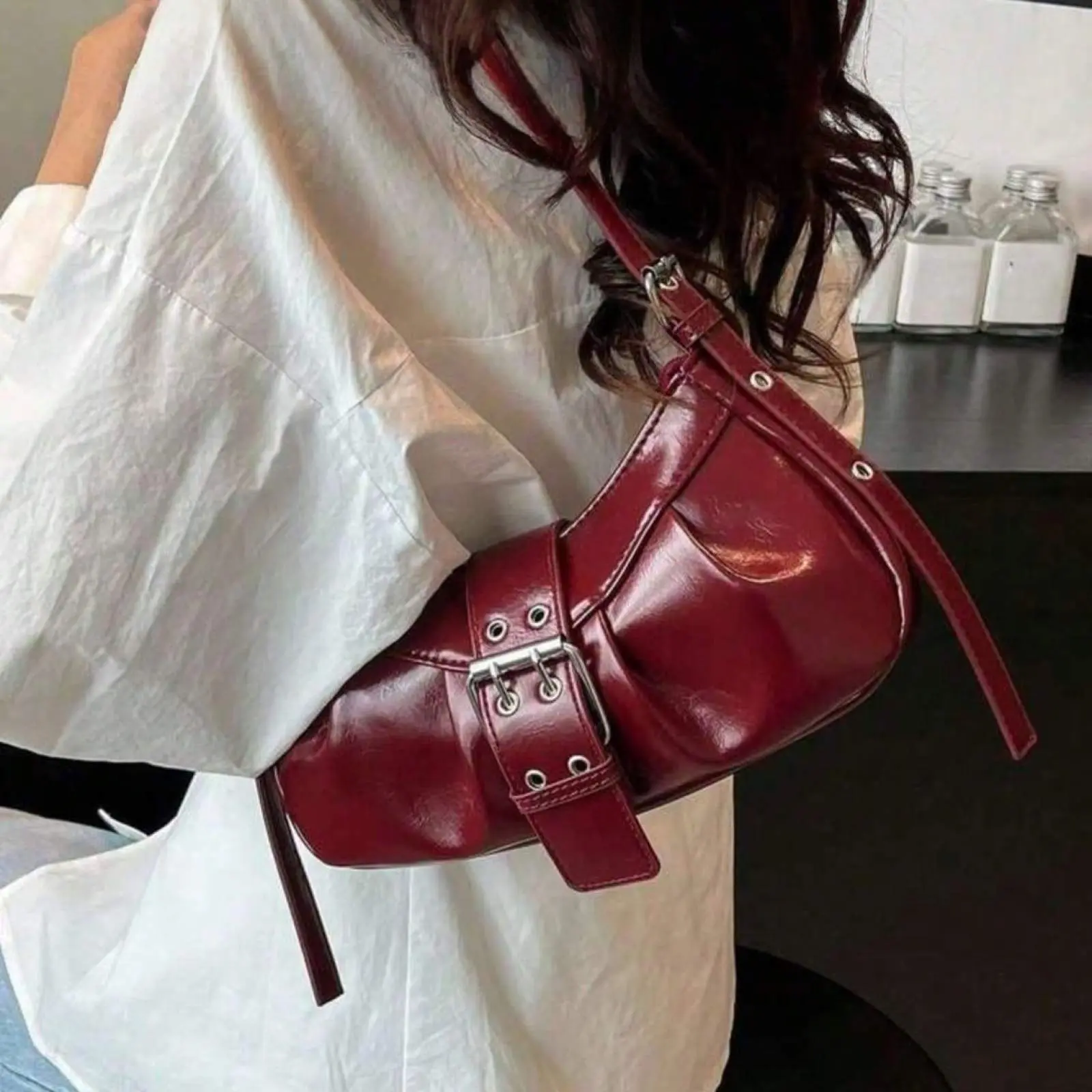 Vintage Red Everyday Purse for Women, Burgundy Motorcycle Shoulder Bag with Adjustable Straps, Y2K  Punk Style Crossbody Purse with Metal Buckle, Grunge Aesthetic Shoulder Bag for Date Commuting Daily Use