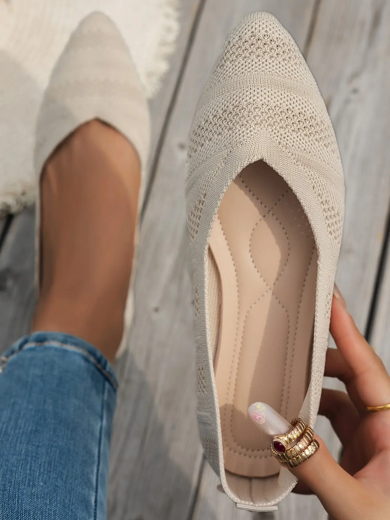 Single Hollow Out Pointed Toe Knit Flat Shoes, French Gentle Commuter Style, Versatile Casual Travel Shoes, Elegant Floral Pattern, Women Walking Shoes, Fashionable Flats