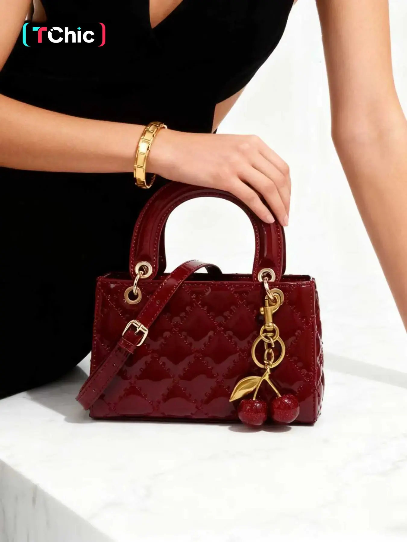 Fashion Cherry Pendant PU Handbag, Women's Small Square Bag, New Quilted Shoulder Bag, Crossbody Bag, Elegant Handbag, Stylish Versatile Bag