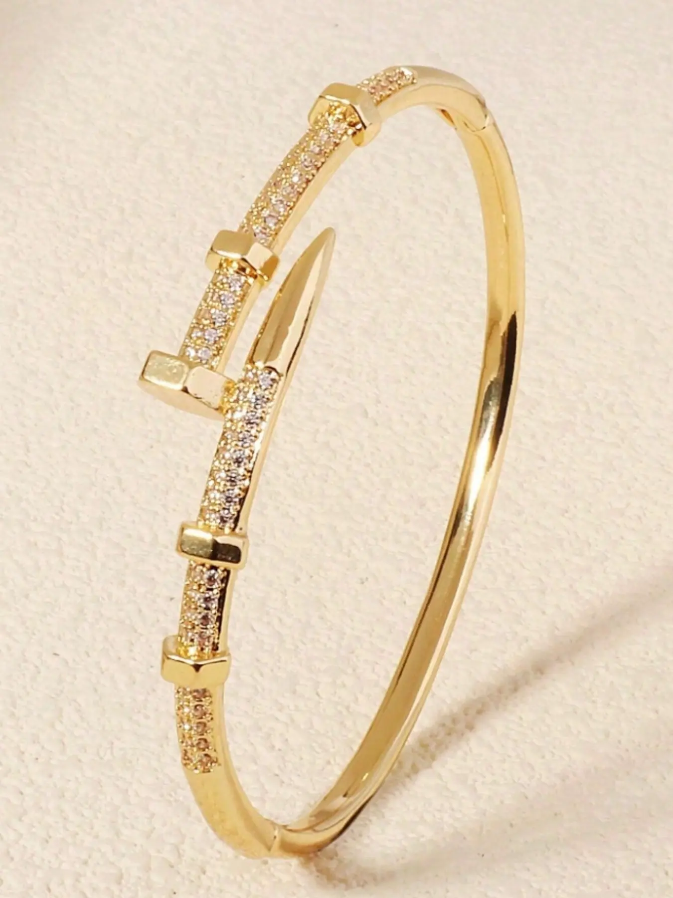 1pc Elegant Buckle Nail Bangle, Alloy Micro-Inlaid Zirconia Bracelet Design High-End Cuff Bracelet, Suitable For Festival Gifts，Elegant Statement Wristwear, Versatile Daily Wear Accessories, Bracelet Jewelry, Exquisite Bracelet