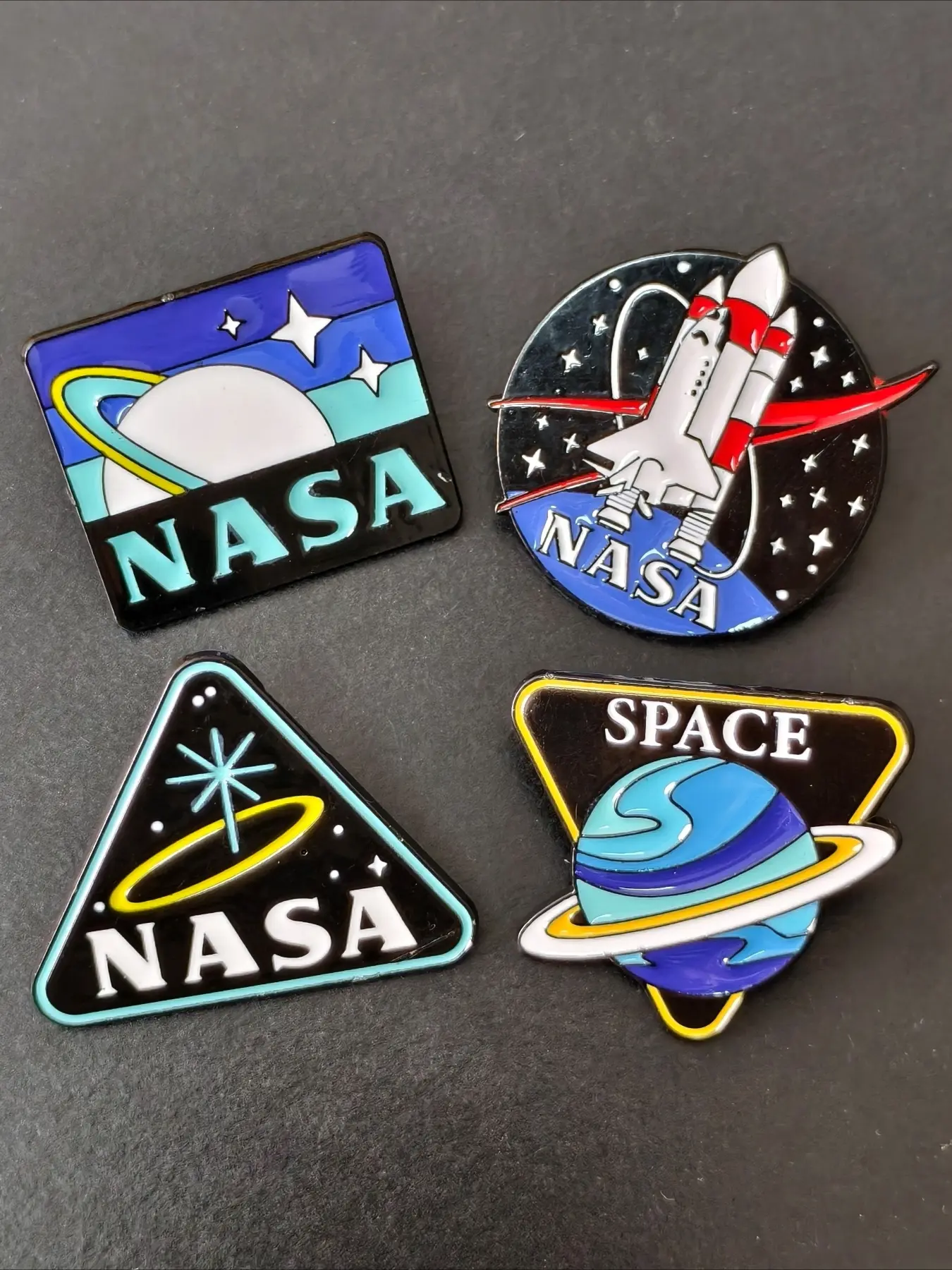 4Pcs NASA SPACE Saturn Enamel Pin Set, Galaxy Universe Brooch, Planet Lapel Badge for Backpack Jacket Hat, Gift for for Space Lovers & Astronomy Enthusiasts