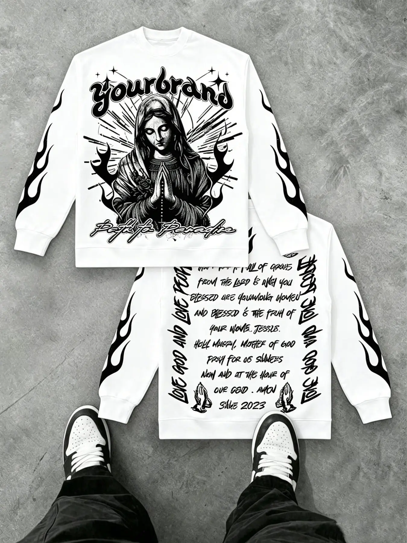 New‑style Loose Virgin Mary Print Crew‑neck Sweatshirt, Unisex. Distressed Flame‑sleeve with Bible Verses on the Back, Dark Street‑style. Soft Brushed Fleece, Loose Fit, Long‑sleeve Top for Daily Wear, Skateboarding, Campus and Gatherings