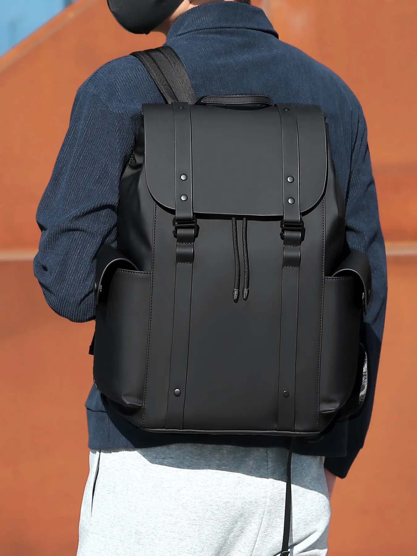 1pc Solid Matte Black Leather Spliced Men Backpack Flap With Rivet Strap Buckles Central Drawstring Closure Dual Fold-out Side Storage Pockets Top Carry Handle Spacious Laptop-compartment Rucksack For Office Daily Commute