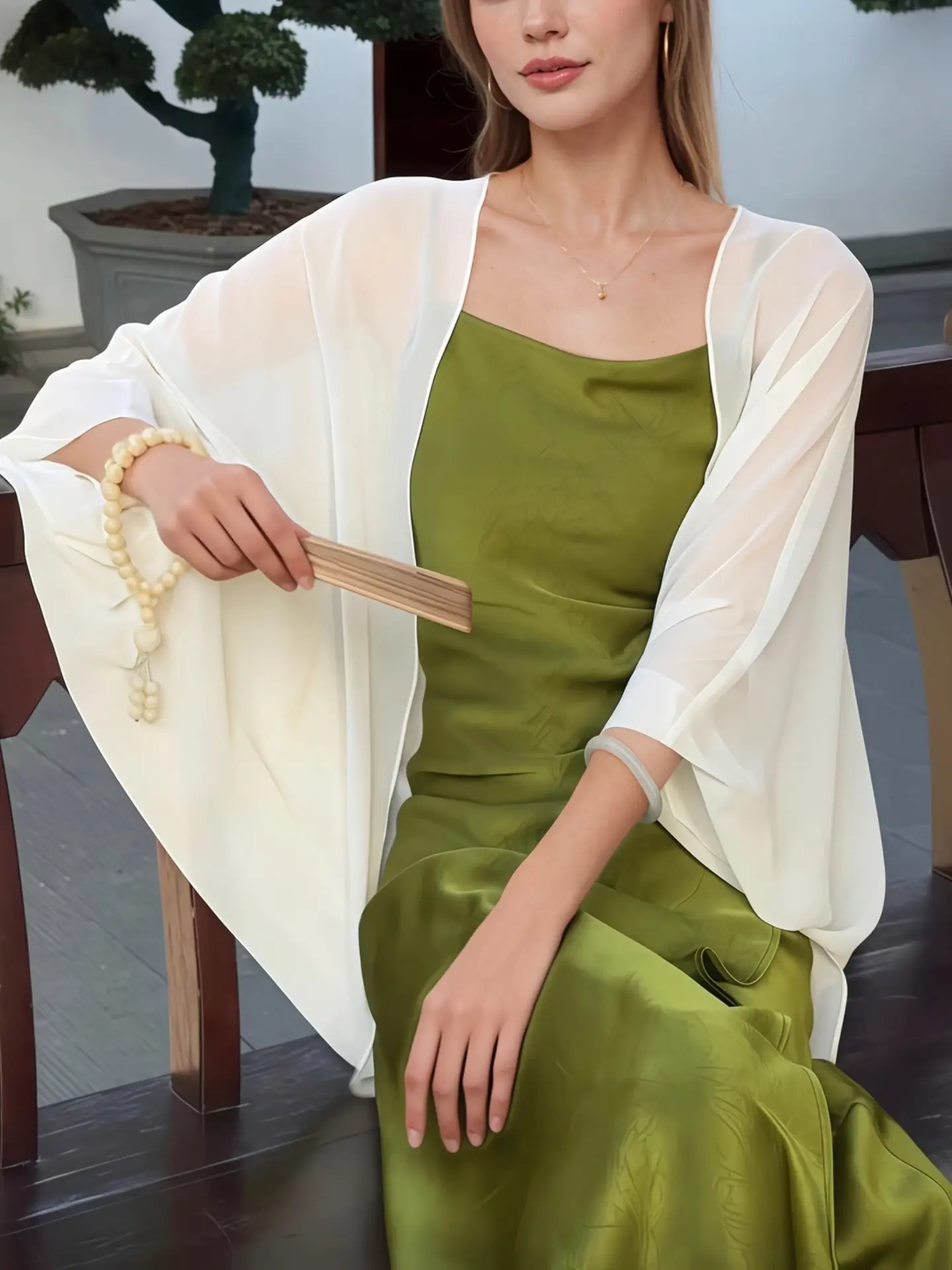 Summer Chiffon Sun Protection Cardigan, Women's Lightweight Breathable Sheer Oversized Loose Fit Sexy Batwing Sleeve Outerwear, Perfect for Casual Outing, Romantic Date, Pair with Strap Dress
