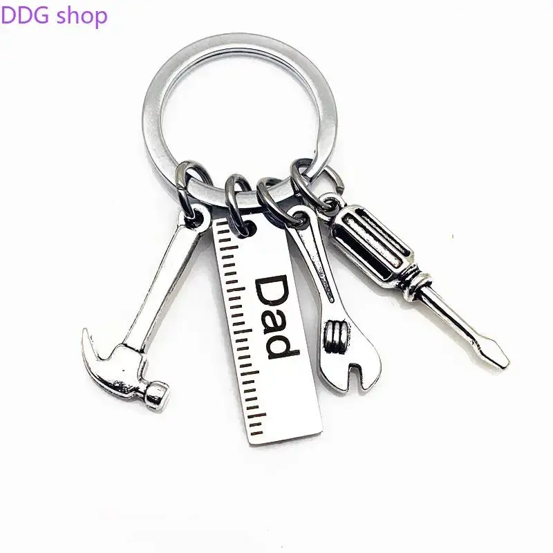 Father’s Day Keychain Gifts for Dad & Papa, Father Daughter Son Gift,  Mens Gifts for Dads, Ideal Father's Day Car Key FashionAccessory