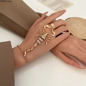Female Funky Scorpion 01 Model - Gold Jewelry Set, Rhinestone Scorpion Cuff Ring with Chain & Link, Lightweight Bold Statement Accessory for Summer Stacking Special Occasion