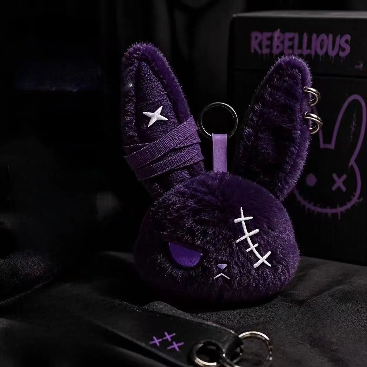 Gothic-style Bandage-stitched Rabbit Plush Keychain, Cool and Dark-style Rabbit Head Bag Pendant, Unique Plush Animal Key Accessory for Women