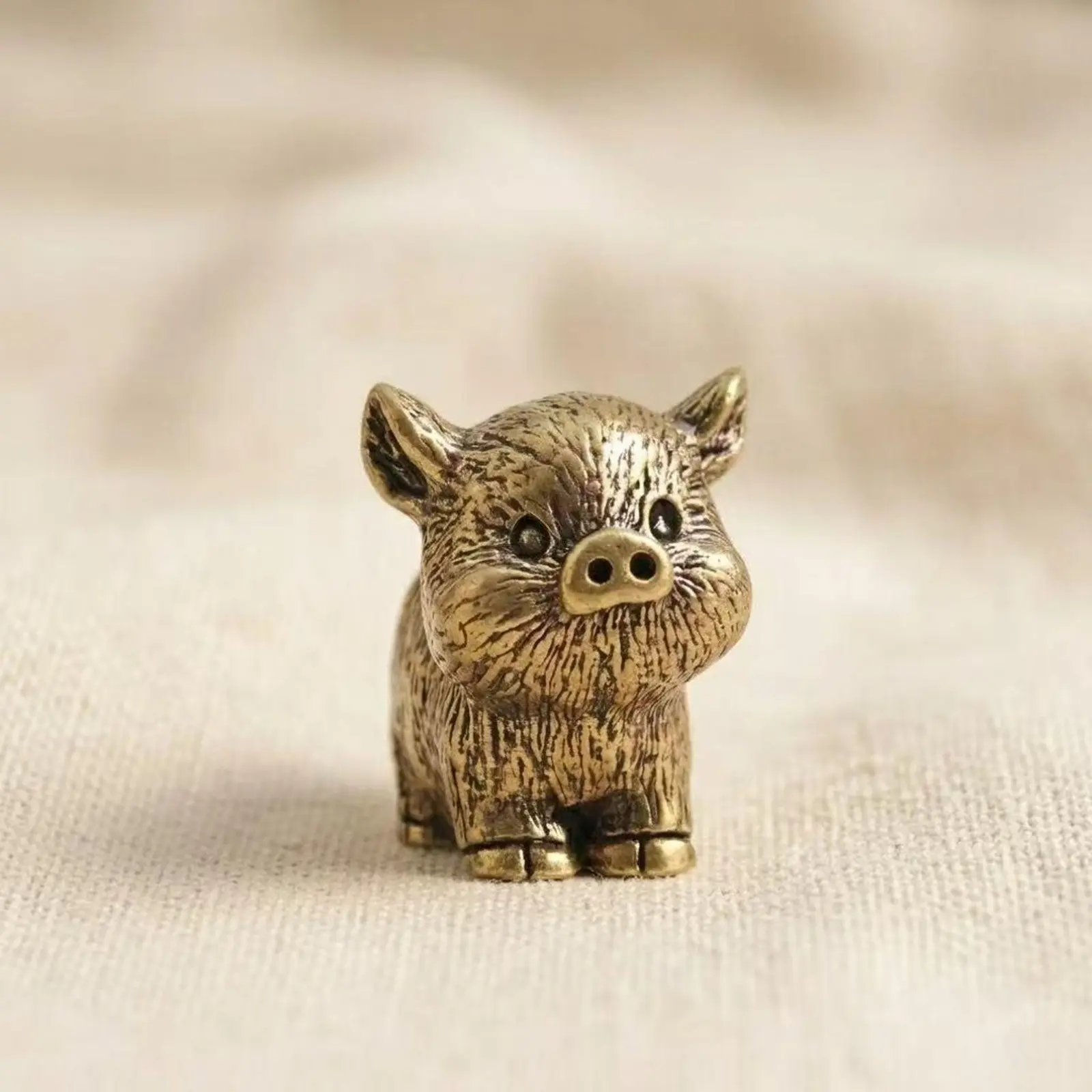 Vintage Brass Pig Figurine, Decorative Figurines, Solid Brass Piglet Statue, Antique Metal Sculpture, Brass Animal Art Gift, Collectible Desk Decor, Farmhouse Desk Decor, Lucky Pig Statue, Gift for Pig Lovers, Desktop Ornaments