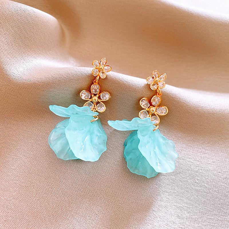 New Style Best-Selling French High-End Pearl Flower Earrings, Small-Scale Design Stud Earrings, Elegant Women's Jewelry