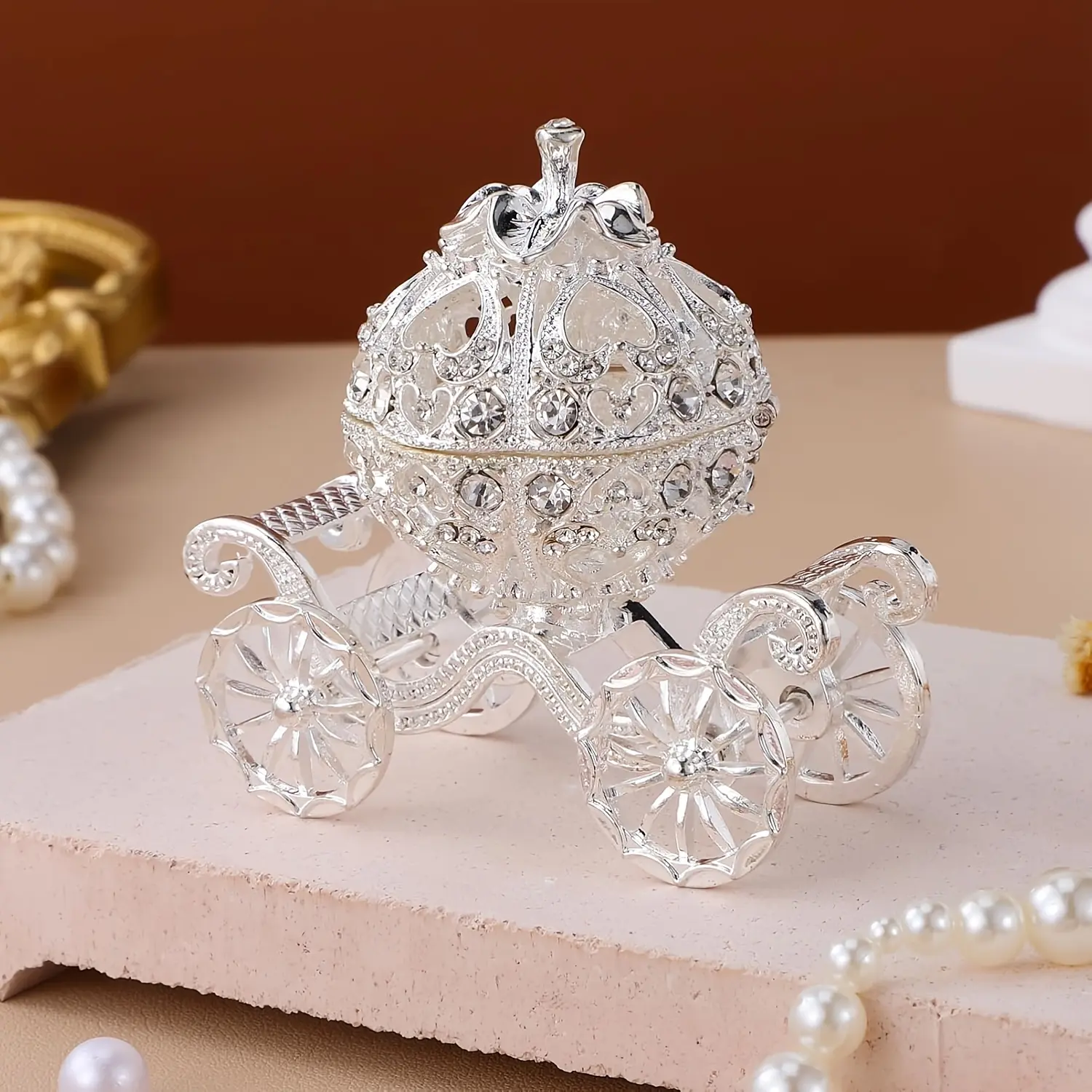 Crystal Pumpkin Carriage Ornament Box, Cinderella Pumpkin Carriage Decorative Hinged Jewelry Trinket Box Silvery Rhinestone Jewelry Display Stand, Unique Gift for Women, Jewelry Boxes