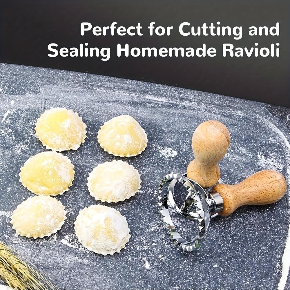 Set of 5 Ravioli Stamps, Wooden Handle Ravioli Cutter for Making Ravioli, Pasta, Dumplings, Lasagna, Pierogi, And Dough Pressing