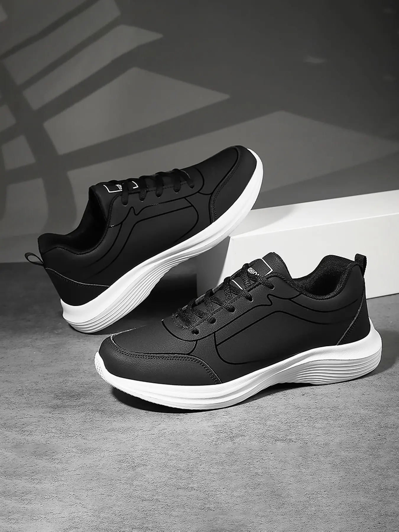Men Waterproof Leather Walking Sneakers, Lightweight Cushioned Shock Absorbing Platform Sole Athletic Trainers, Lace Up Low Top Comfort Footwear for Daily Work Commute, Fitness Jogging, Shopping & Long-Time City Walking