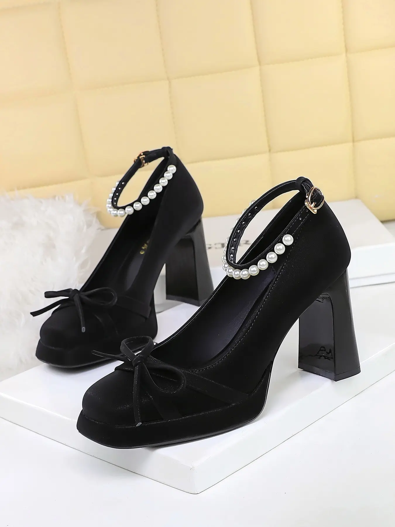 French Style Butterfly Knot Waterproof Platform Heels, Thick Sole High Heels for Women, Round Toe Low Top Pearl Buckle Single Shoes, Thick Block Heels