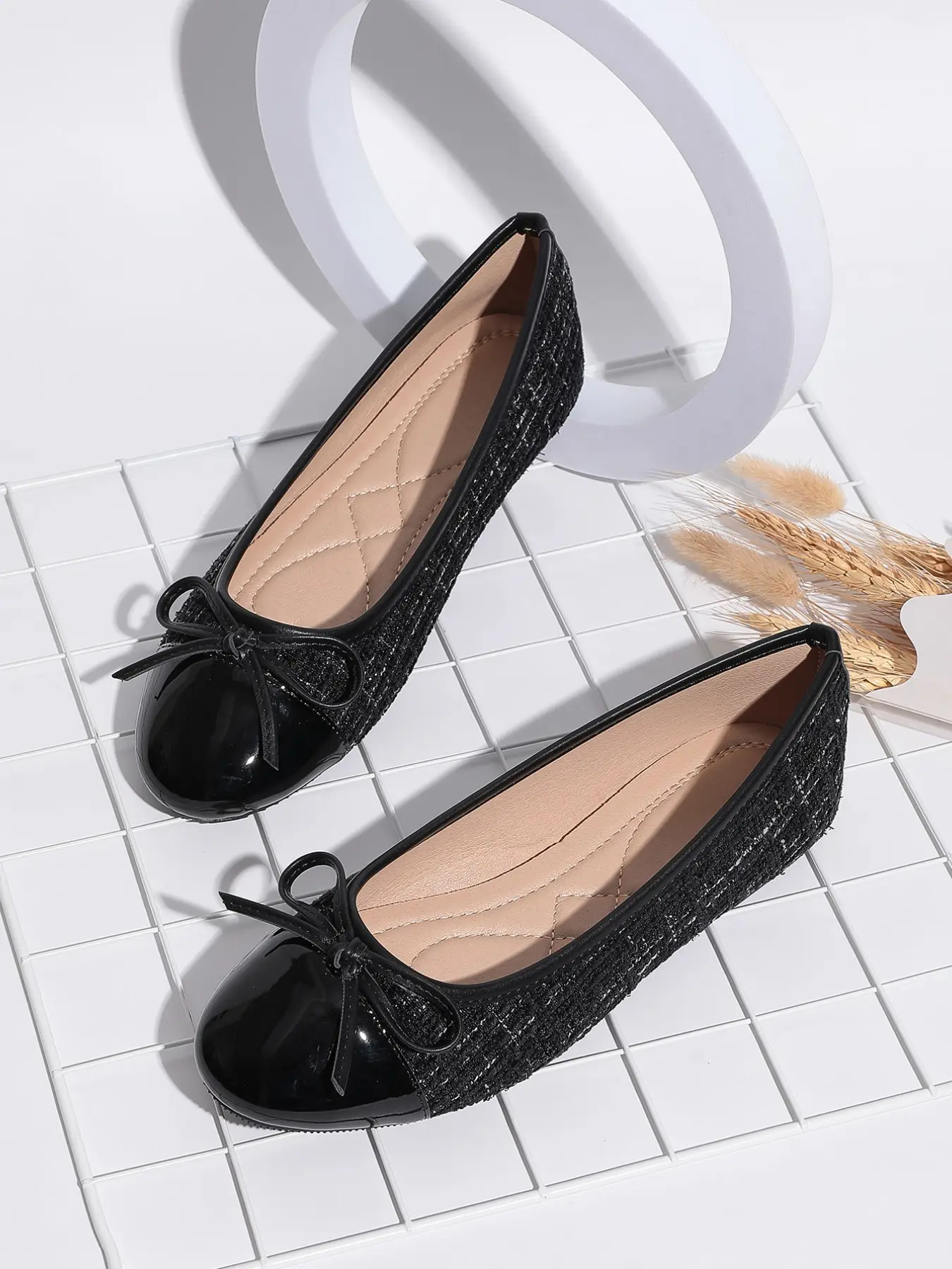 Women's Medium Width Round Toe Bow Flat Shoes, Fashionable Flats, Fashion Classic Spring Fall Casual Ballet Flats, Comfortable Slip-Ons for Dresses Footwear