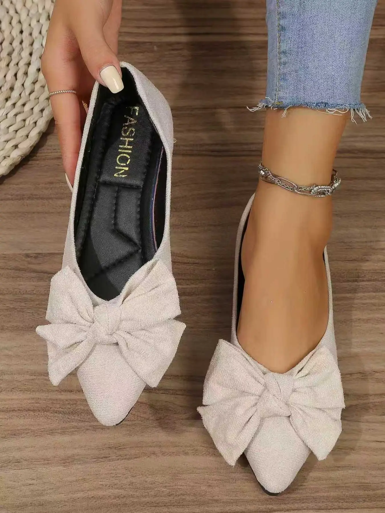 Women's Large Bow Pointed Toe Flat Shoes, Velvet Soft Sole Slip-On Formal Single Shoe, Anti-Slip Commuter Casual Loafer, Daily Wear Women's Shoes, Walking Shoes