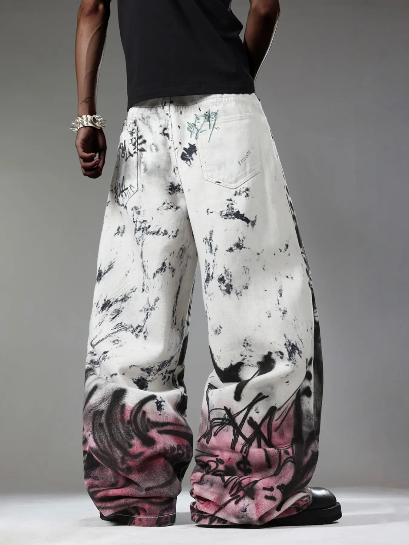 Men's Graffiti Print Loose Jeans, Hip-Hop Fashion Wide Leg Pants, Comfortable Daily Wear, Street Style, All Seasons, Multiple Sizes Available