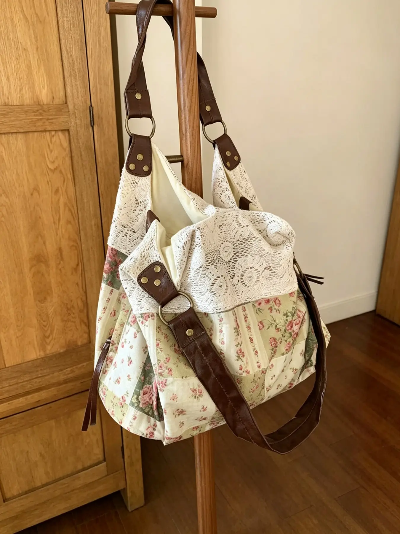 2026 New Summer Retro Lace Floral Plaid Patchwork Handbag Women's Versatile Fashion Shoulder Crossbody Bag
