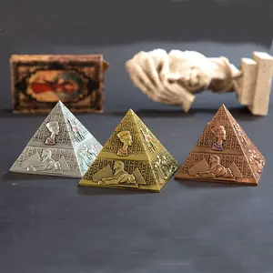 European Egyptian Pharaoh Metal Pyramid Ashtray Creative Art Sculpture for Home Hotel Club KTV Decoration Practical Ornament